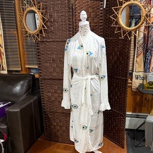 White Robe with Blue Eye Pattern
